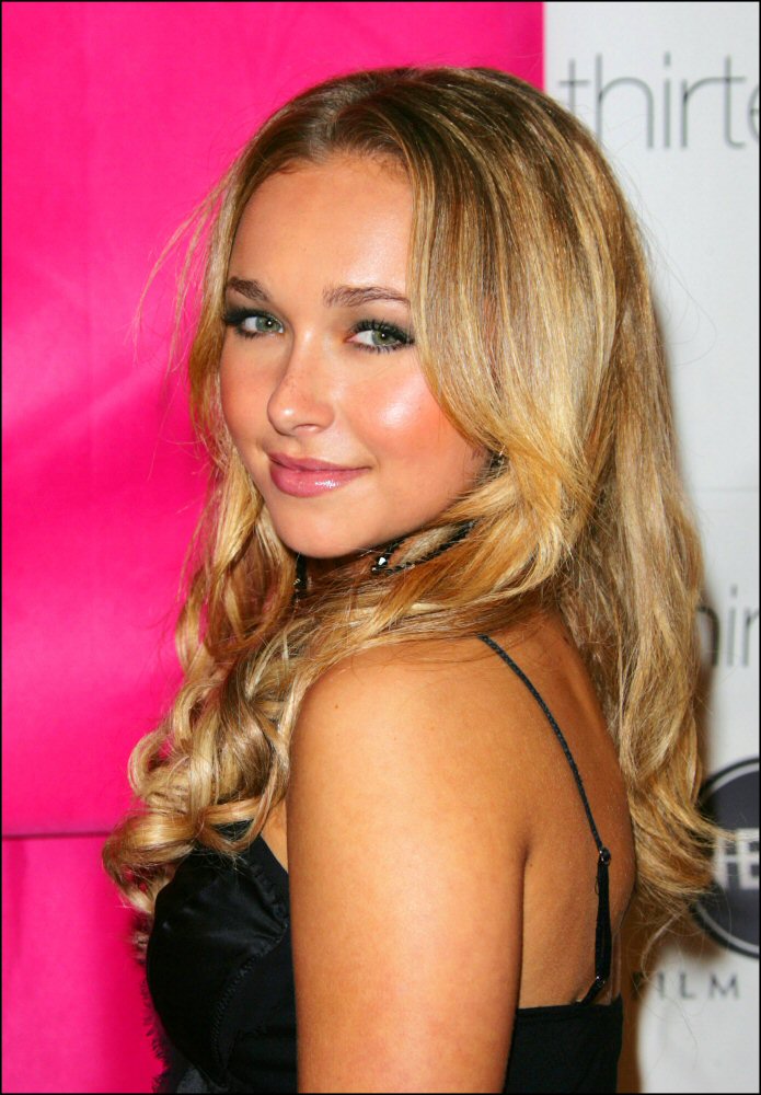 glamournew1.jpg glamournew1.jpg