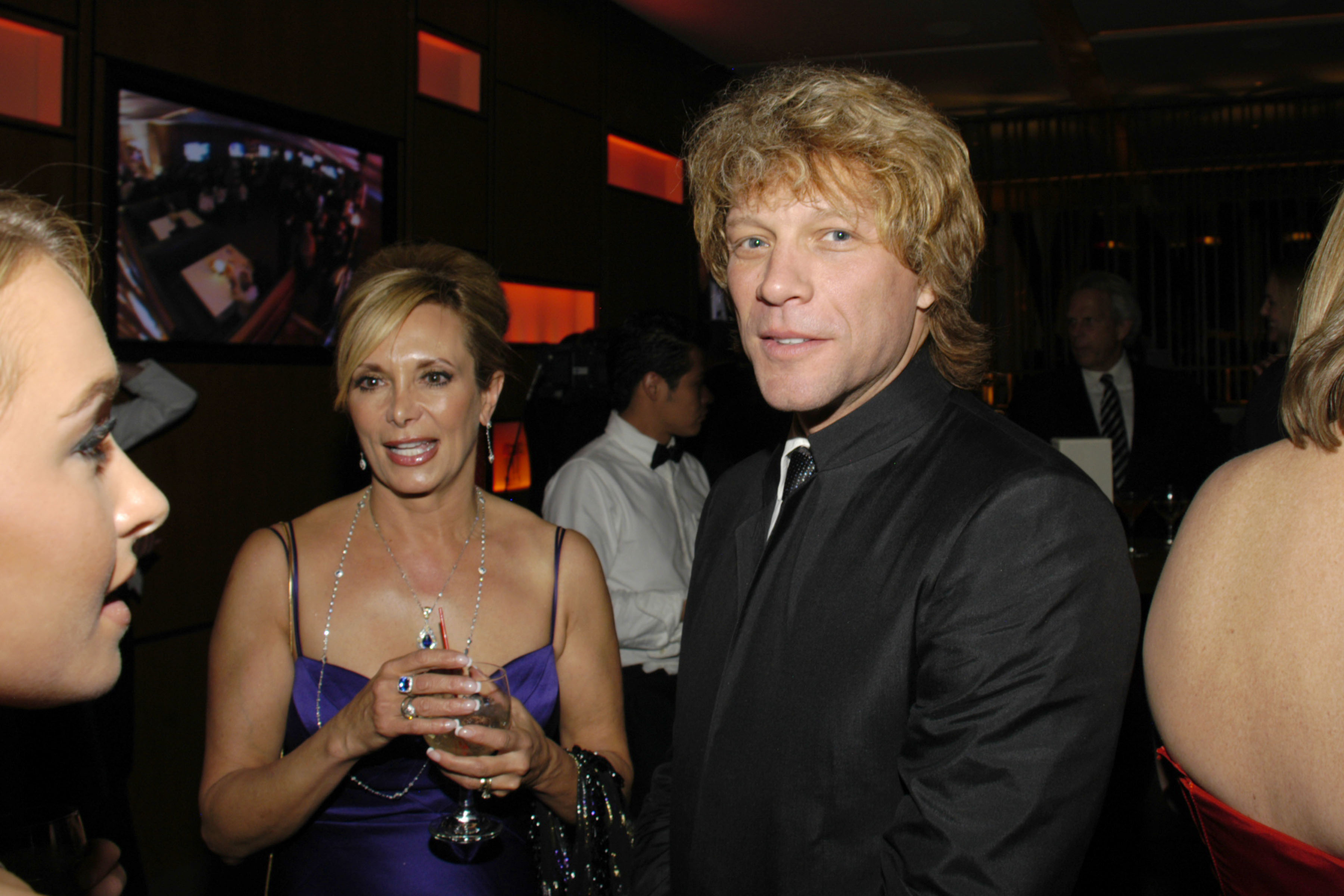 vanitybonjovi1.jpg
