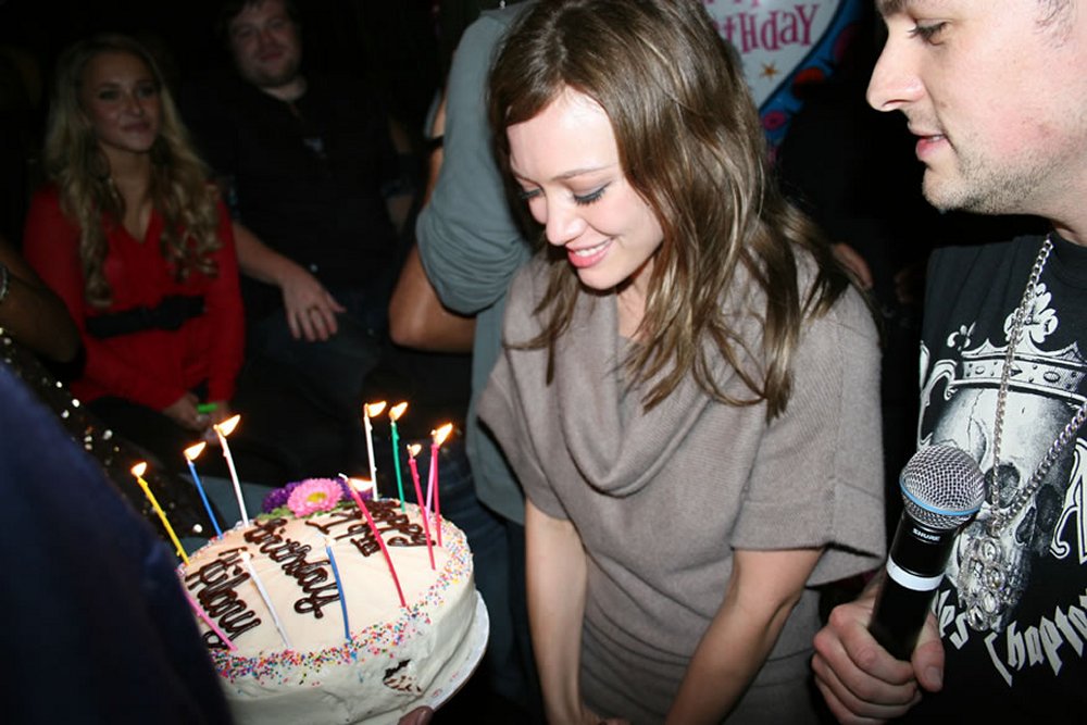 04575_haydenhilaryparty3_122_461lo.jpg 04575_haydenhilaryparty3_122_461lo.jpg