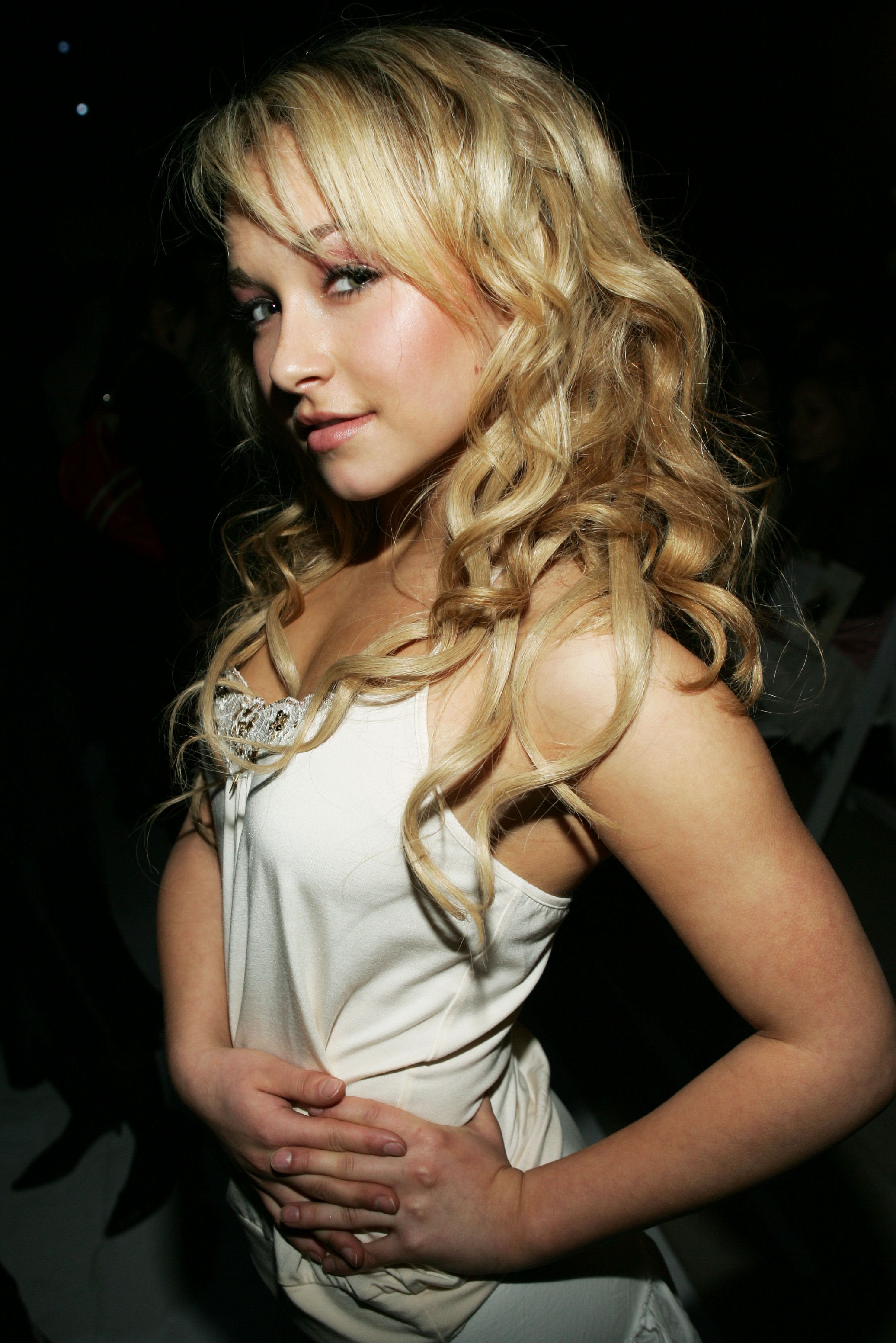 hayden_panettierre_rebecca_taylor_feb_2005__10.jpg hayden_panettierre_rebecca_taylor_feb_2005__10.jpg