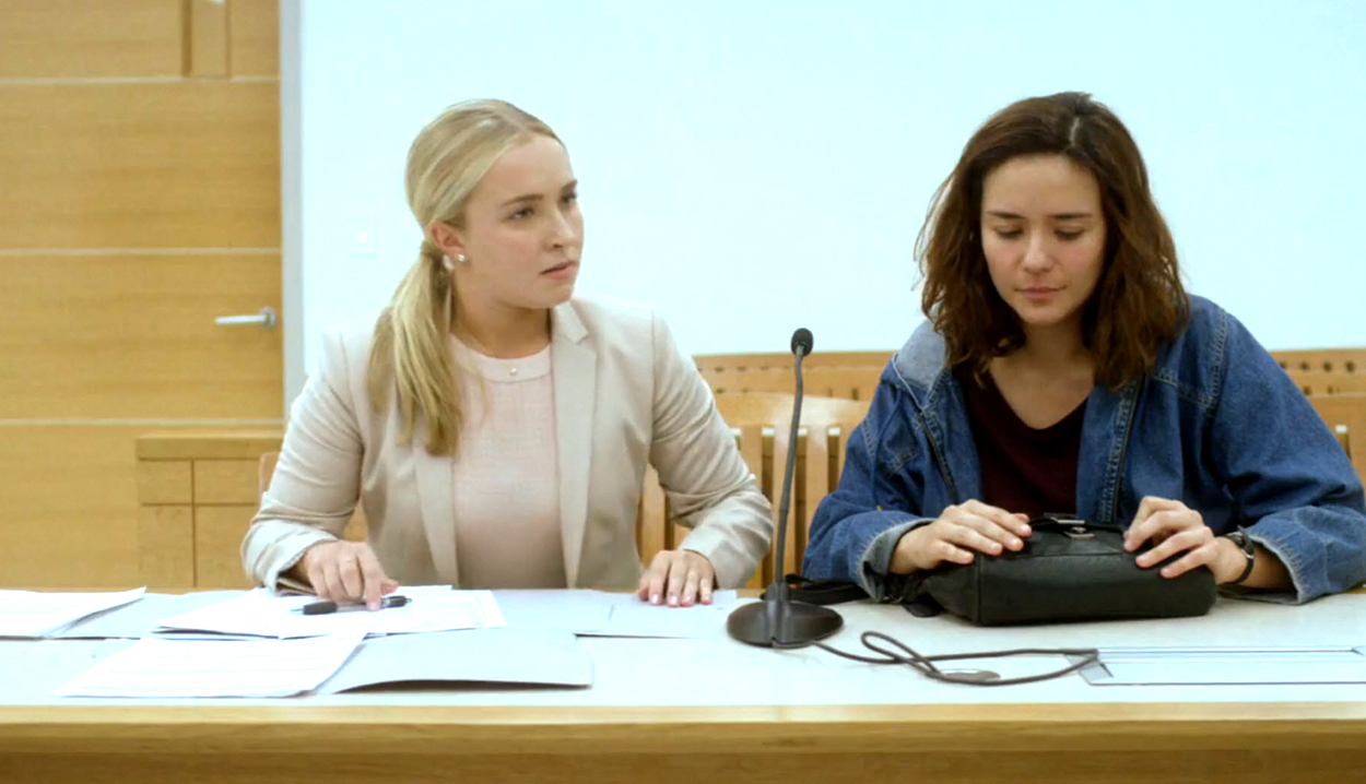 haydenpanettiere-custody2338.jpg