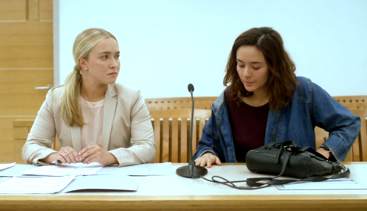 haydenpanettiere-custody2365.jpg