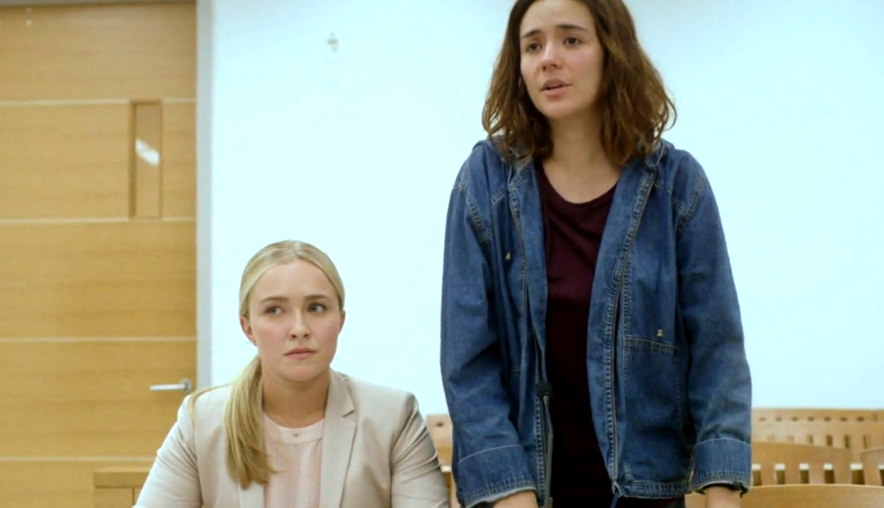 haydenpanettiere-custody2372.jpg