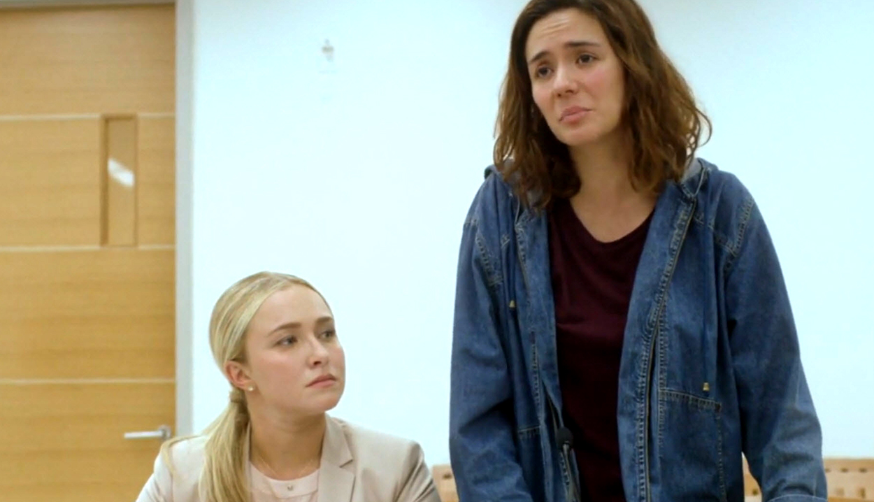 haydenpanettiere-custody2390.jpg