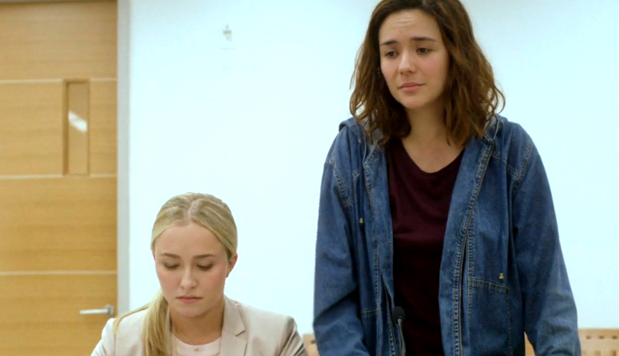 haydenpanettiere-custody2393.jpg