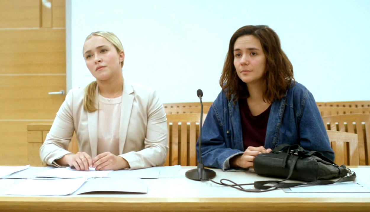 haydenpanettiere-custody2449.jpg