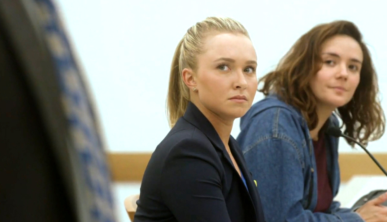 haydenpanettiere-custody3845.jpg