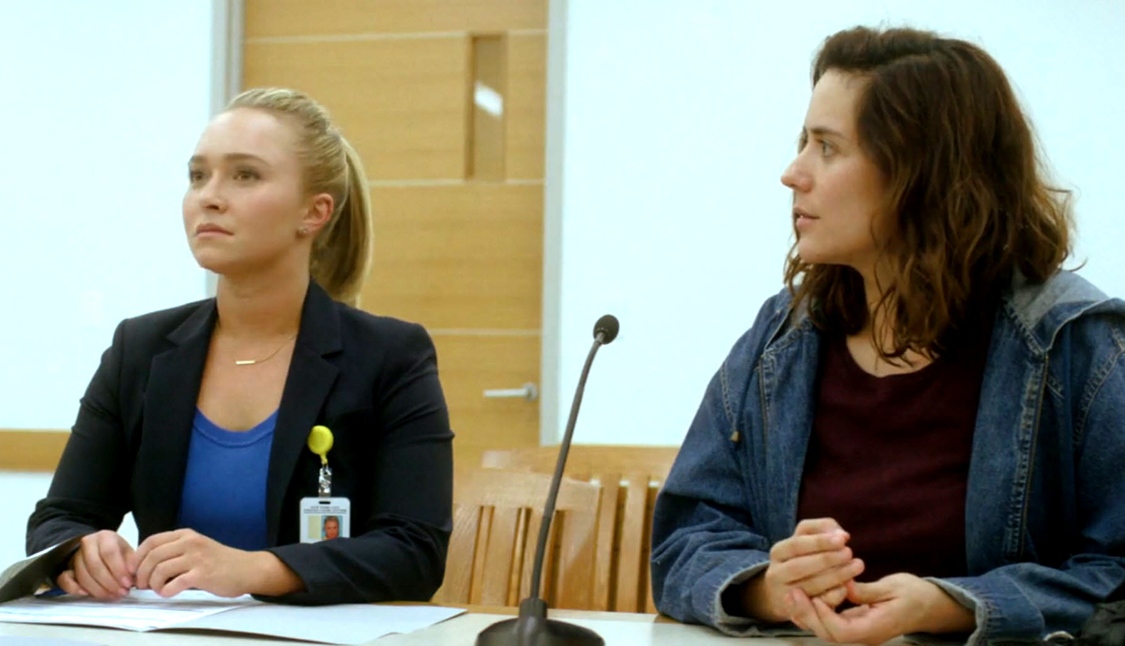 haydenpanettiere-custody3853.jpg
