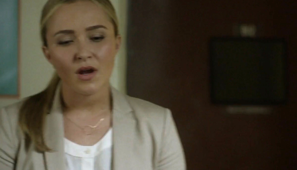 haydenpanettiere-custody4289.jpg