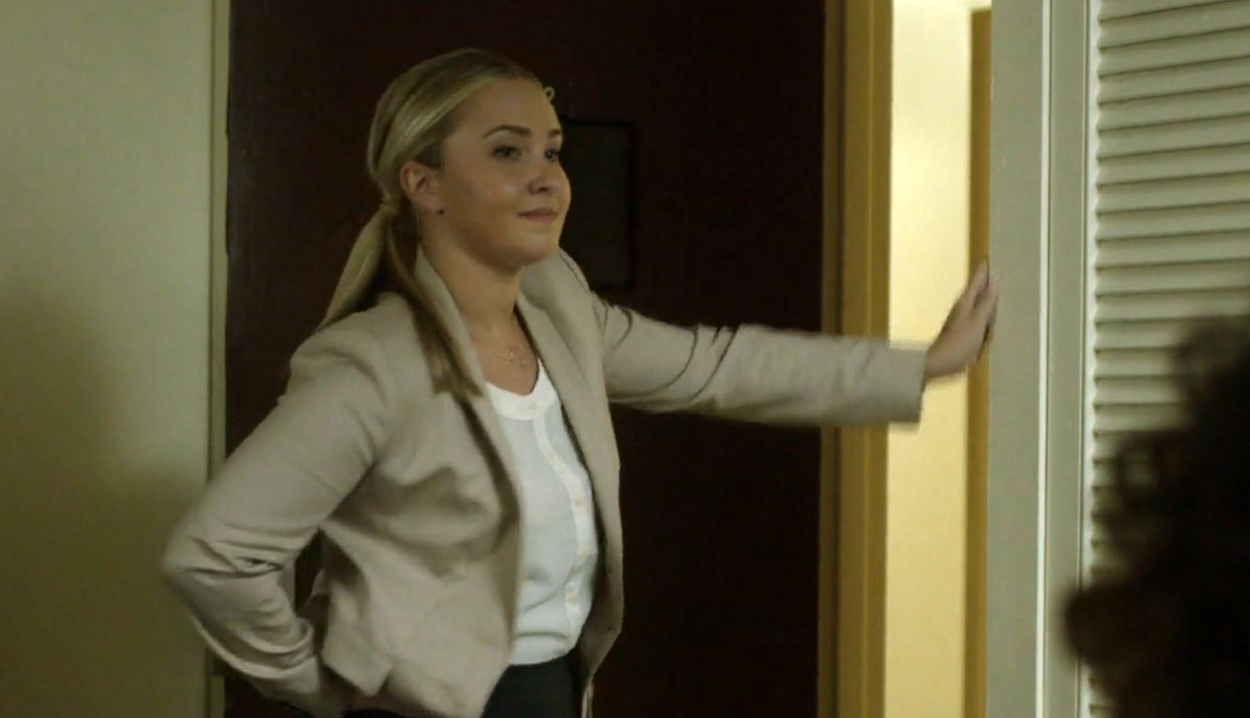 haydenpanettiere-custody4328.jpg