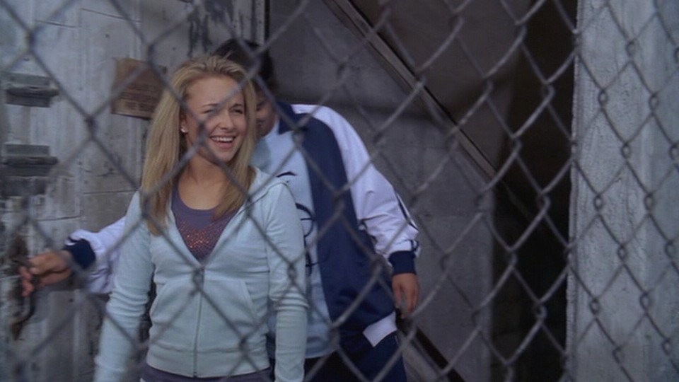 HaydenPanettiere_BIO-AoN_2006_DVD_390.jpg HaydenPanettiere_BIO-AoN_2006_DVD_390.jpg
