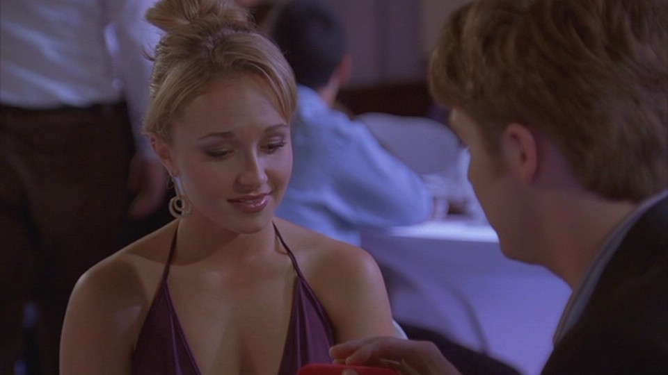HaydenPanettiere_BIO-AoN_2006_DVD_425.jpg HaydenPanettiere_BIO-AoN_2006_DVD_425.jpg