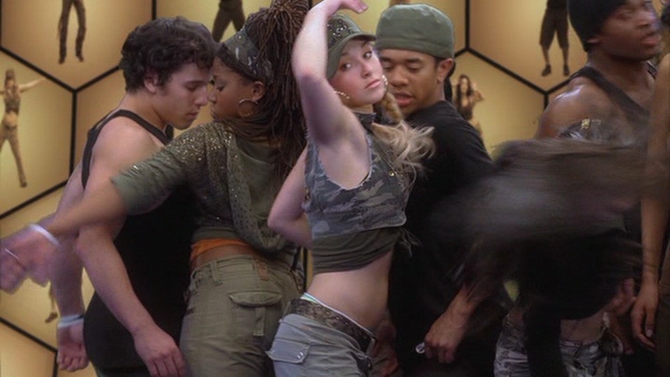 HaydenPanettiere_BIO-AoN_2006_DVD_549.jpg