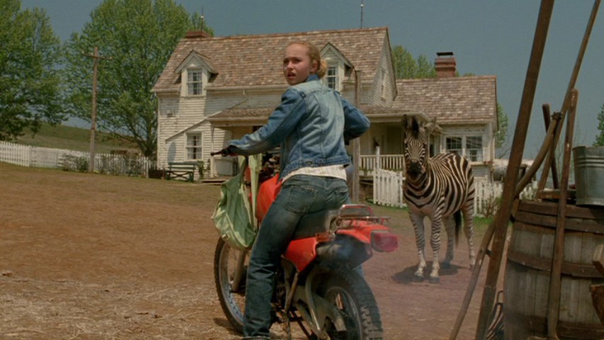 HaydenPanettiere_RS_2005_DVD_034.jpg