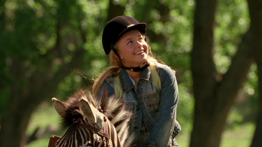 HaydenPanettiere_RS_2005_DVD_082.jpg