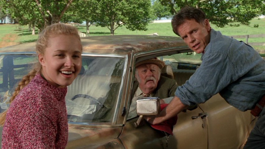 HaydenPanettiere_RS_2005_DVD_188.jpg