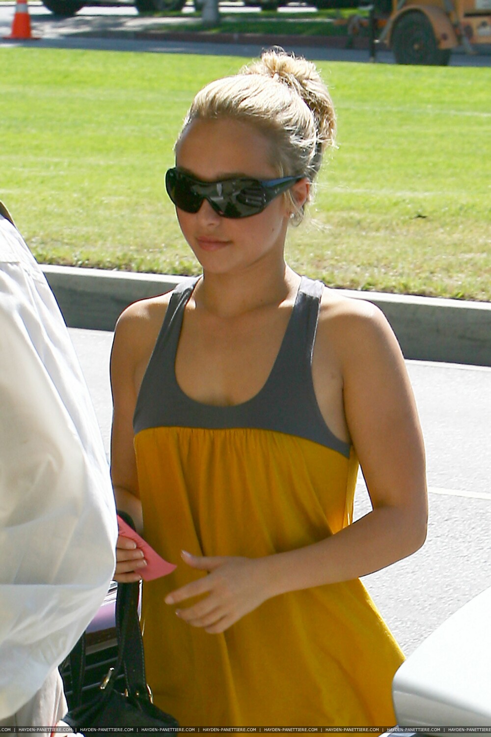 02.jpg