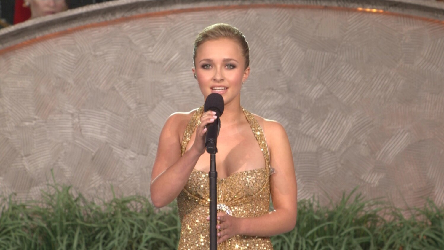 HaydenPanettiere_ACapitolFourth_2007-07-04_HDTV_002.jpg HaydenPanettiere_ACapitolFourth_2007-07-04_HDTV_002.jpg