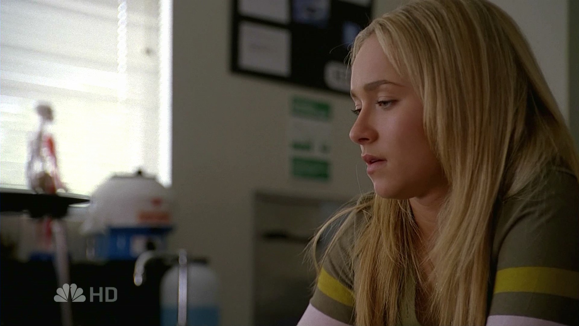 HaydenPanettiere_Heroes_S02E01_HDTV_019.jpg HaydenPanettiere_Heroes_S02E01_HDTV_019.jpg