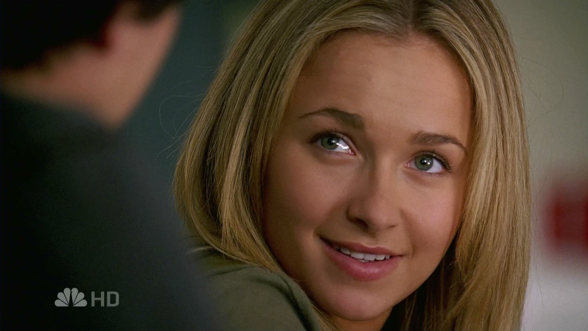 HaydenPanettiere_Heroes_S02E01_HDTV_029.jpg HaydenPanettiere_Heroes_S02E01_HDTV_029.jpg