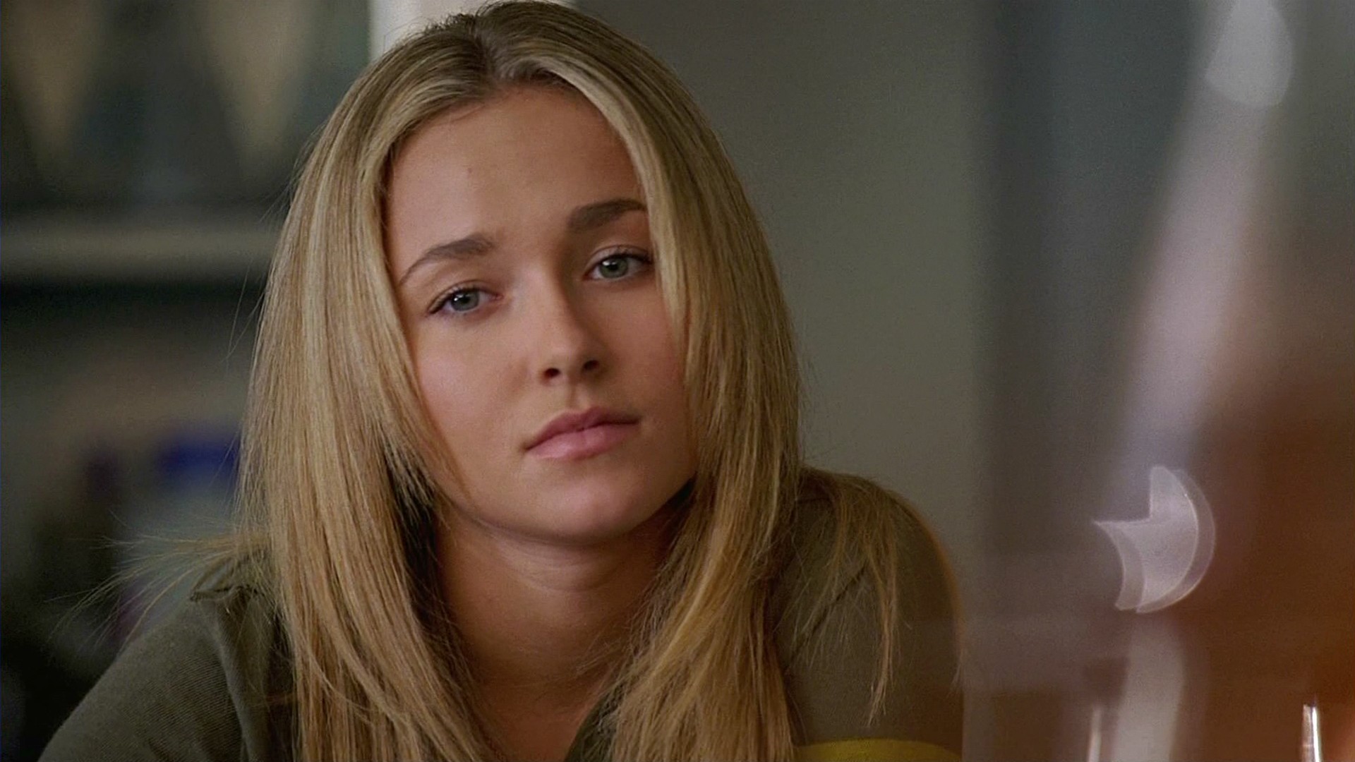 HaydenPanettiere_Heroes_S02E01_HDTV_031.jpg HaydenPanettiere_Heroes_S02E01_HDTV_031.jpg