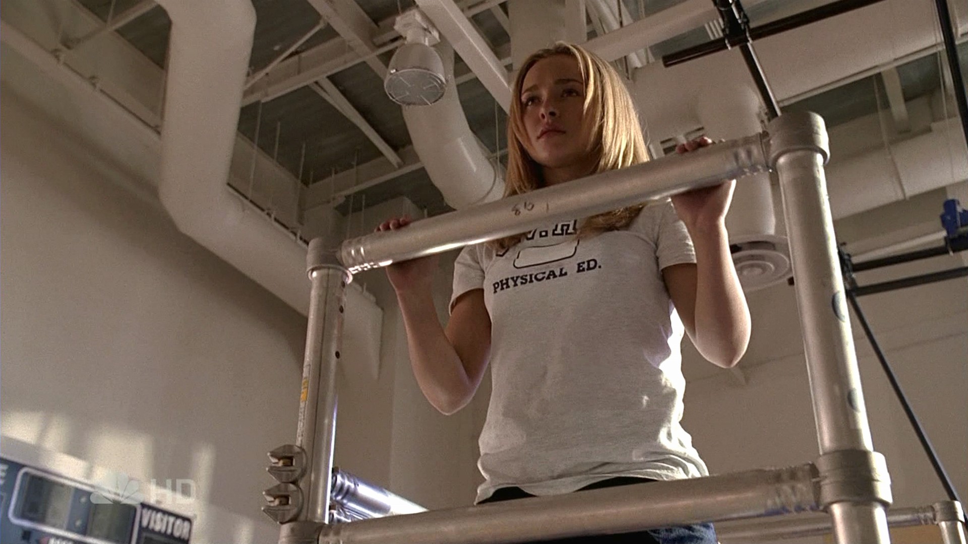 HaydenPanettiere_Heroes_S02E01_HDTV_050.jpg HaydenPanettiere_Heroes_S02E01_HDTV_050.jpg