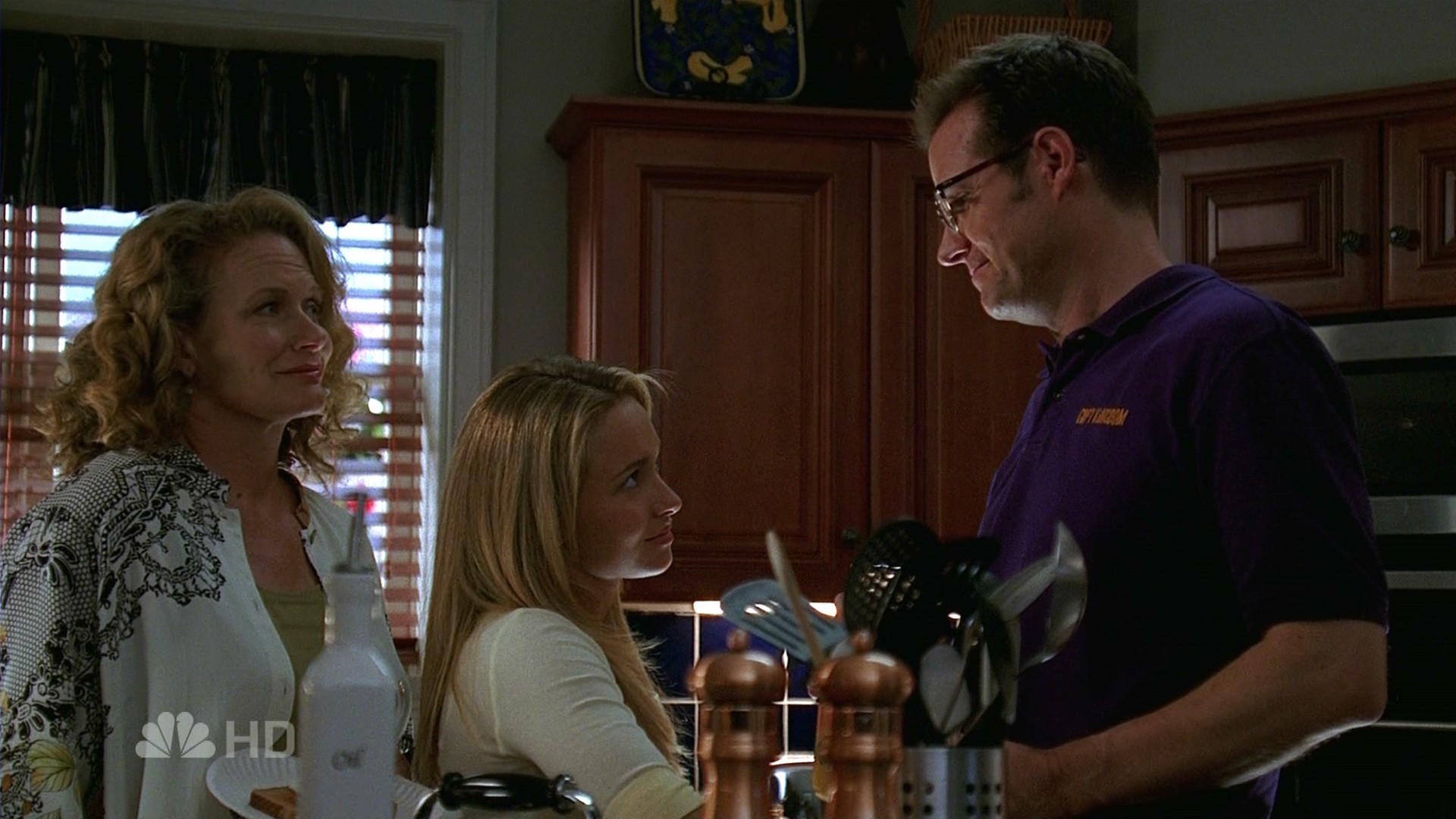 HaydenPanettiere_Heroes_S02E02_HDTV_013.jpg