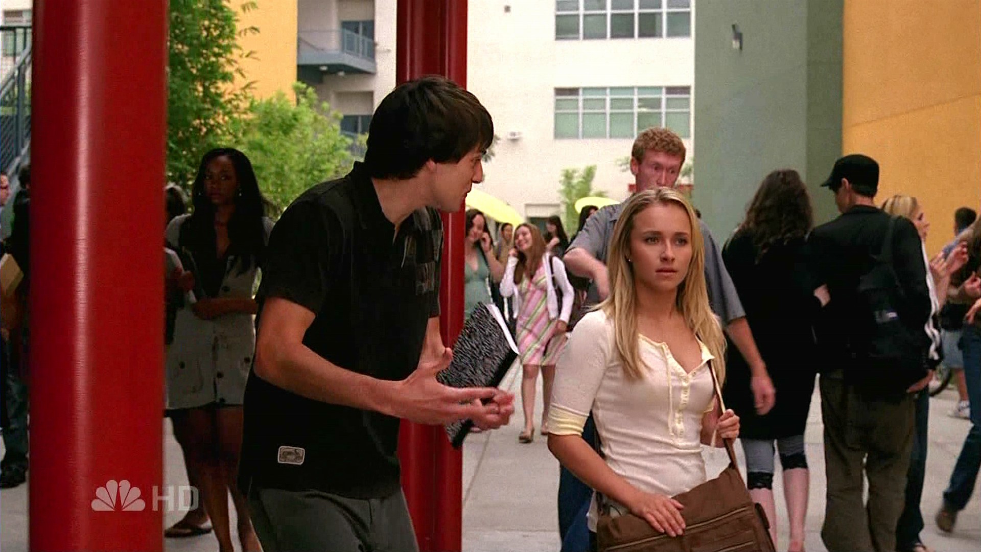 HaydenPanettiere_Heroes_S02E02_HDTV_023.jpg HaydenPanettiere_Heroes_S02E02_HDTV_023.jpg