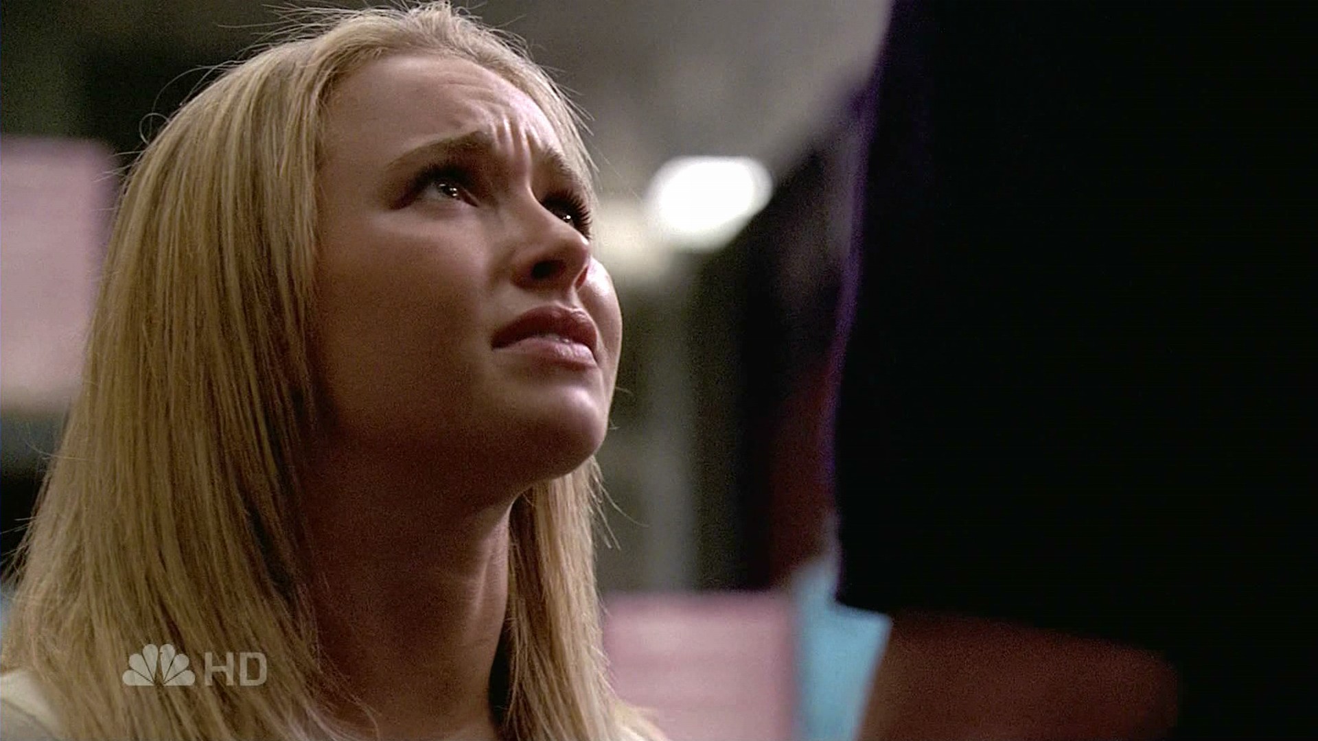 HaydenPanettiere_Heroes_S02E02_HDTV_042.jpg HaydenPanettiere_Heroes_S02E02_HDTV_042.jpg