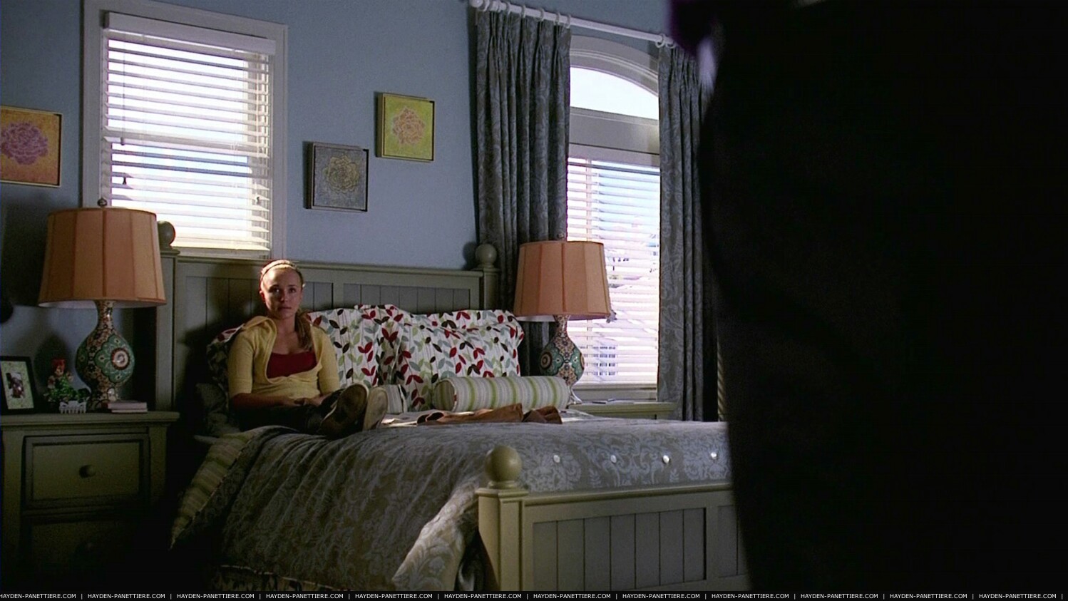 HaydenPanettiere_Heroes_S02E03_HDTV_003.jpg HaydenPanettiere_Heroes_S02E03_HDTV_003.jpg