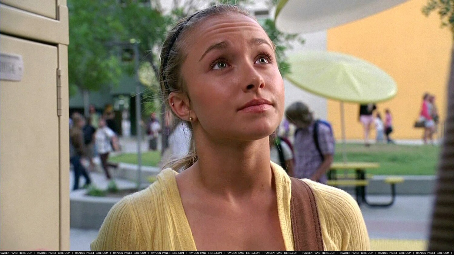 HaydenPanettiere_Heroes_S02E03_HDTV_008.jpg HaydenPanettiere_Heroes_S02E03_HDTV_008.jpg
