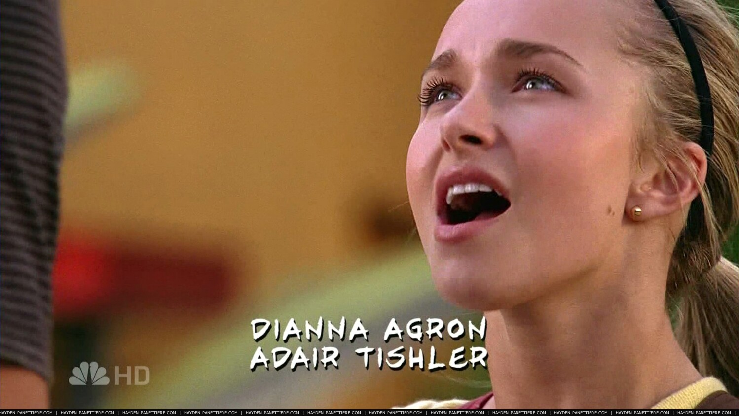 HaydenPanettiere_Heroes_S02E03_HDTV_014.jpg HaydenPanettiere_Heroes_S02E03_HDTV_014.jpg