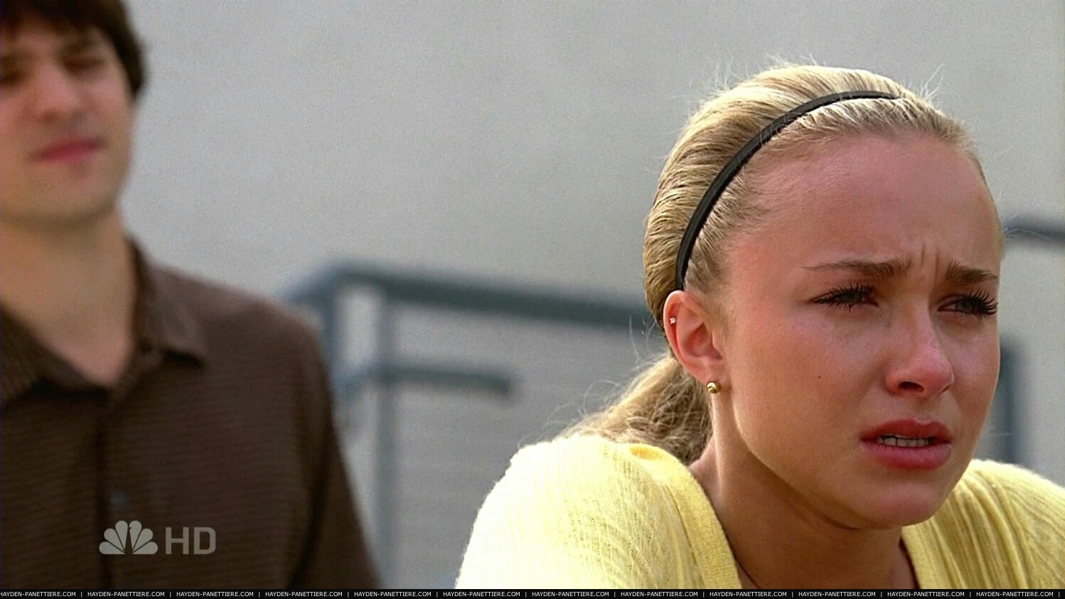 HaydenPanettiere_Heroes_S02E03_HDTV_021.jpg HaydenPanettiere_Heroes_S02E03_HDTV_021.jpg