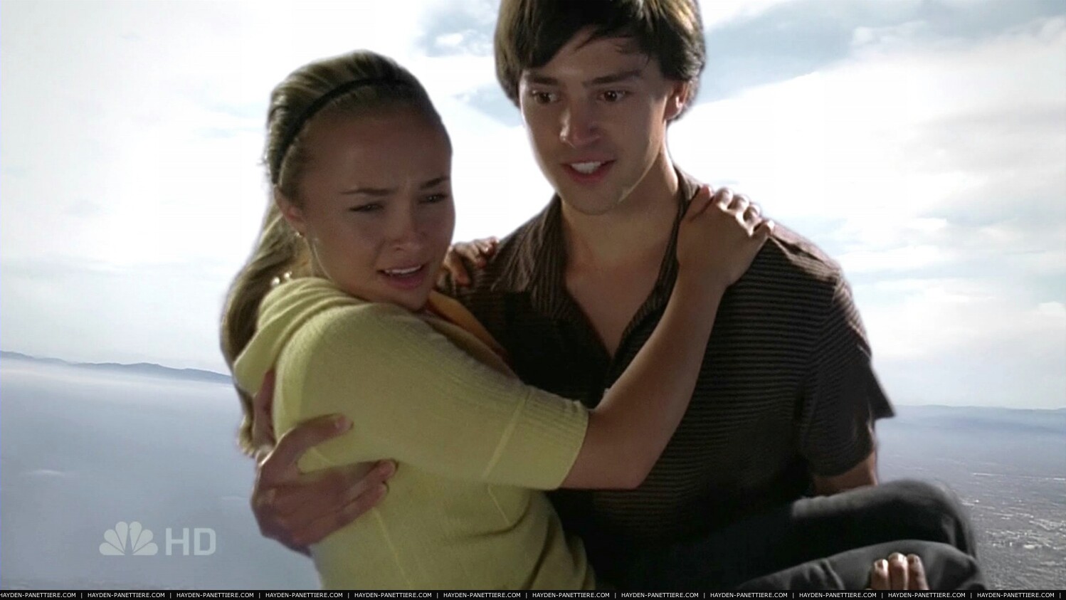 HaydenPanettiere_Heroes_S02E03_HDTV_029.jpg HaydenPanettiere_Heroes_S02E03_HDTV_029.jpg