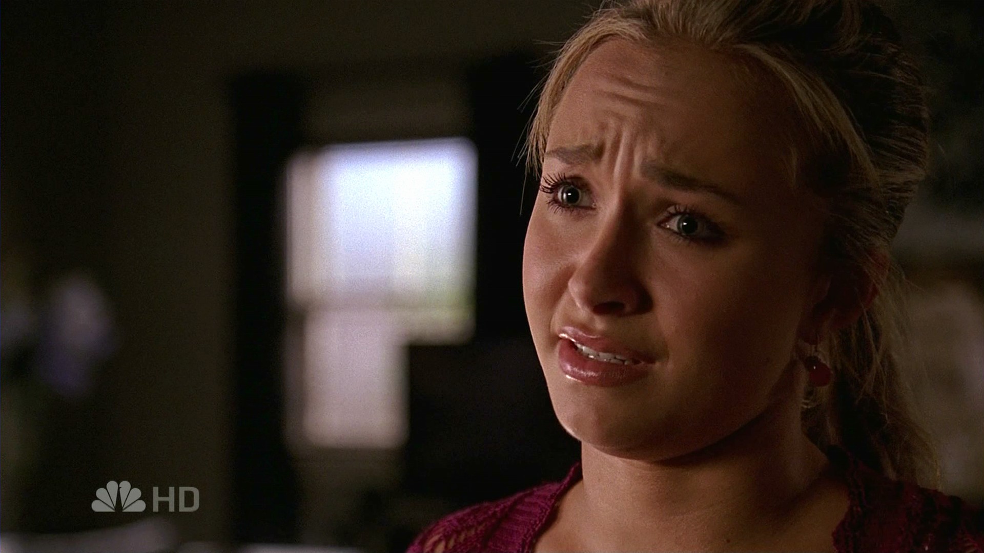 HaydenPanettiere_Heroes_S02E04_HDTV_003.jpg HaydenPanettiere_Heroes_S02E04_HDTV_003.jpg