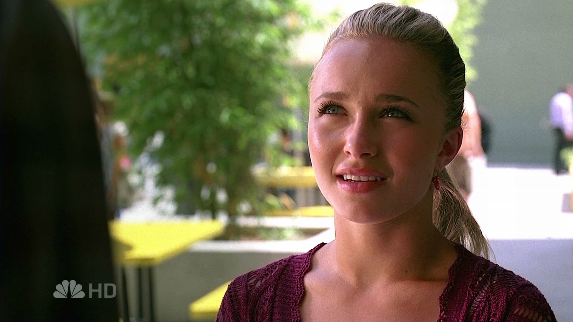 HaydenPanettiere_Heroes_S02E04_HDTV_022.jpg