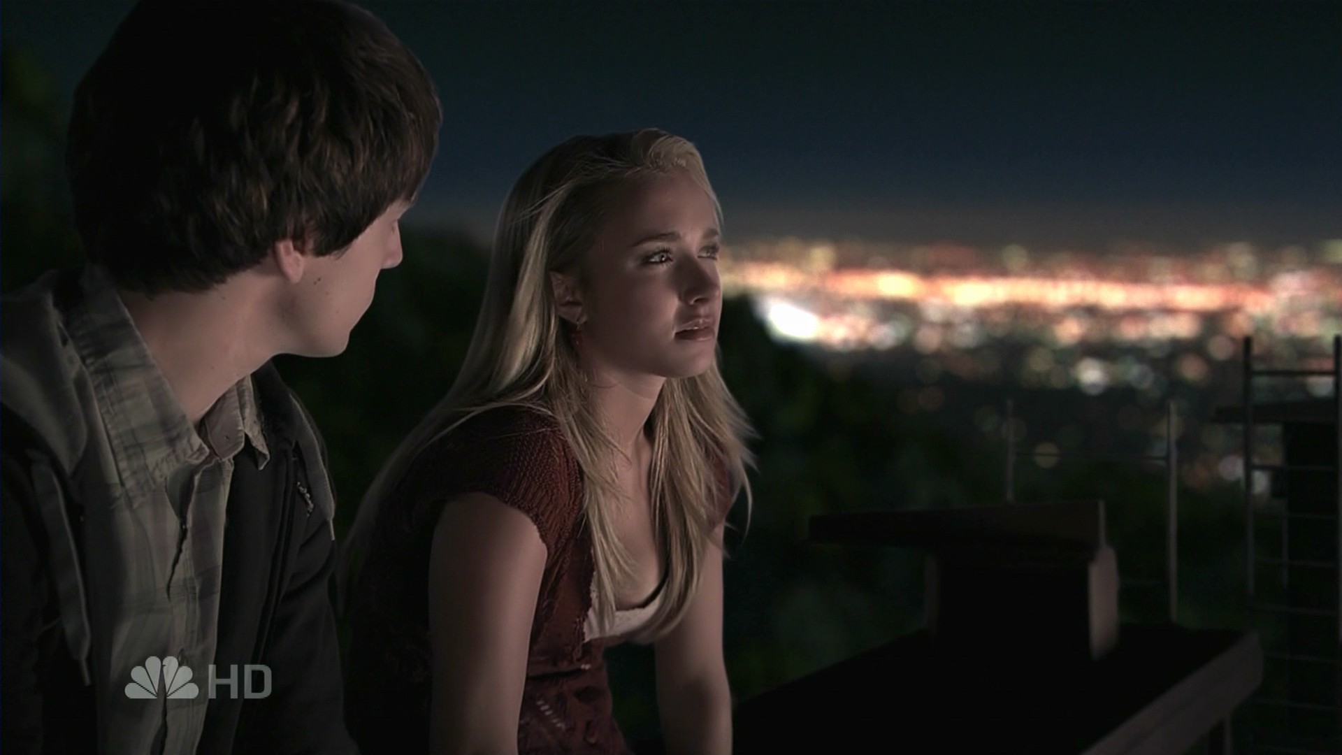 HaydenPanettiere_Heroes_S02E04_HDTV_037.jpg HaydenPanettiere_Heroes_S02E04_HDTV_037.jpg