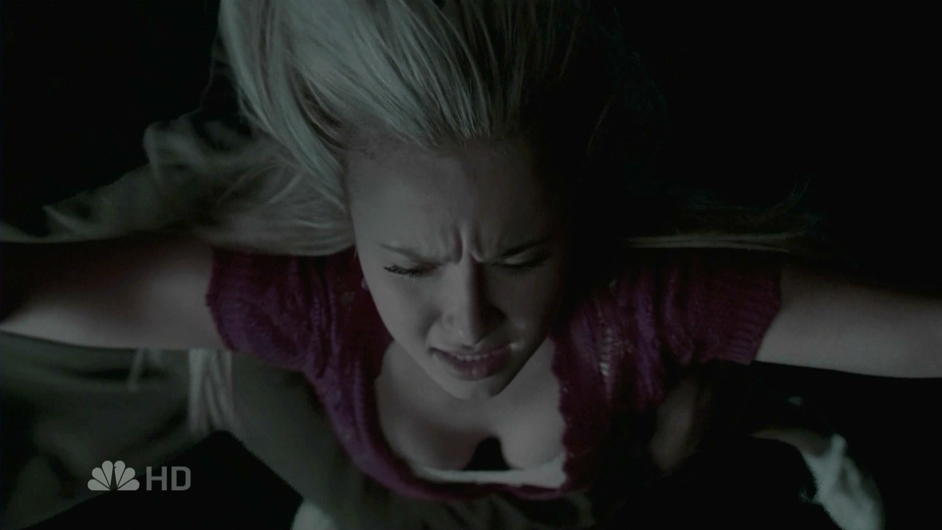 HaydenPanettiere_Heroes_S02E04_HDTV_045.jpg