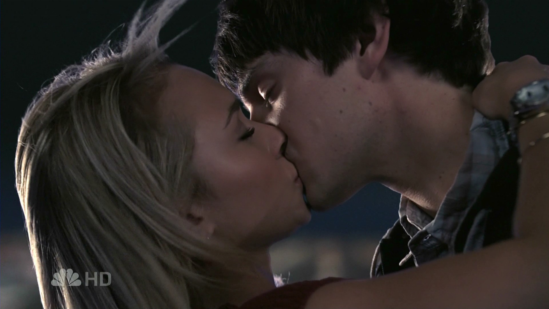 HaydenPanettiere_Heroes_S02E04_HDTV_049.jpg