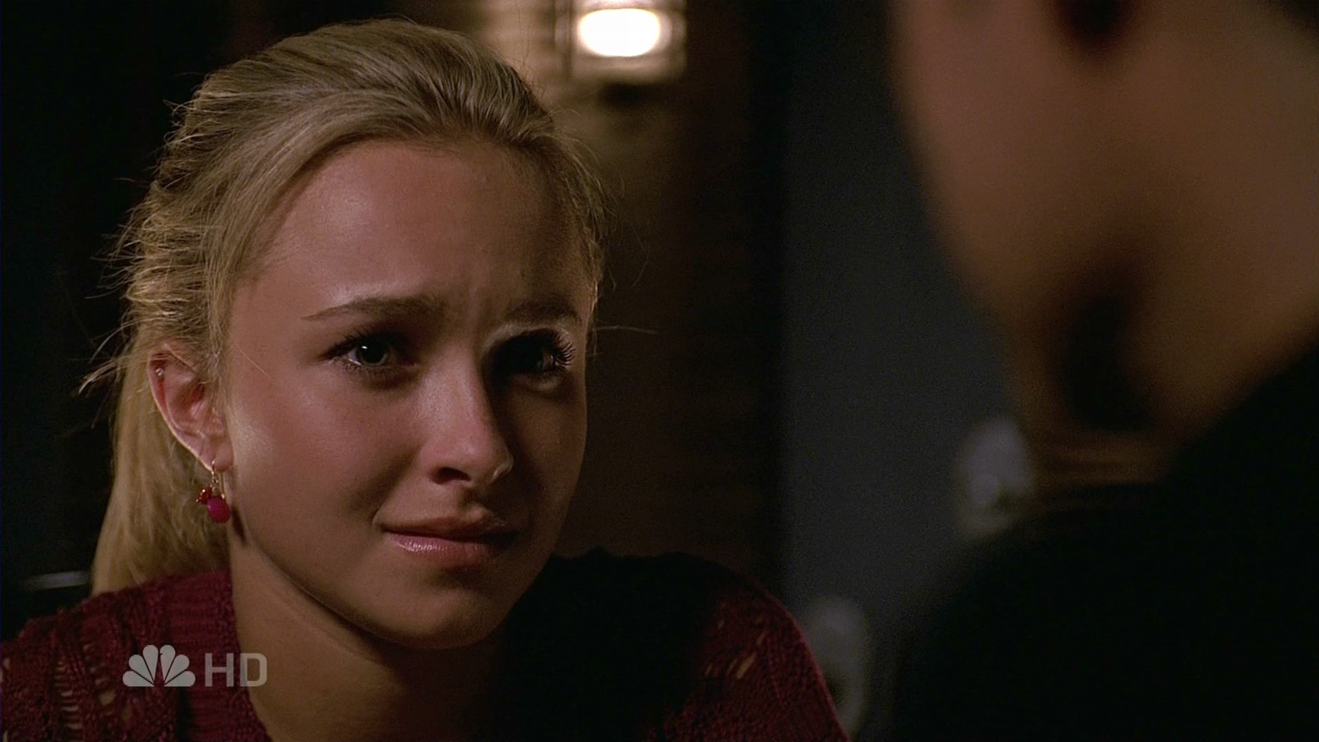 HaydenPanettiere_Heroes_S02E04_HDTV_061.jpg HaydenPanettiere_Heroes_S02E04_HDTV_061.jpg