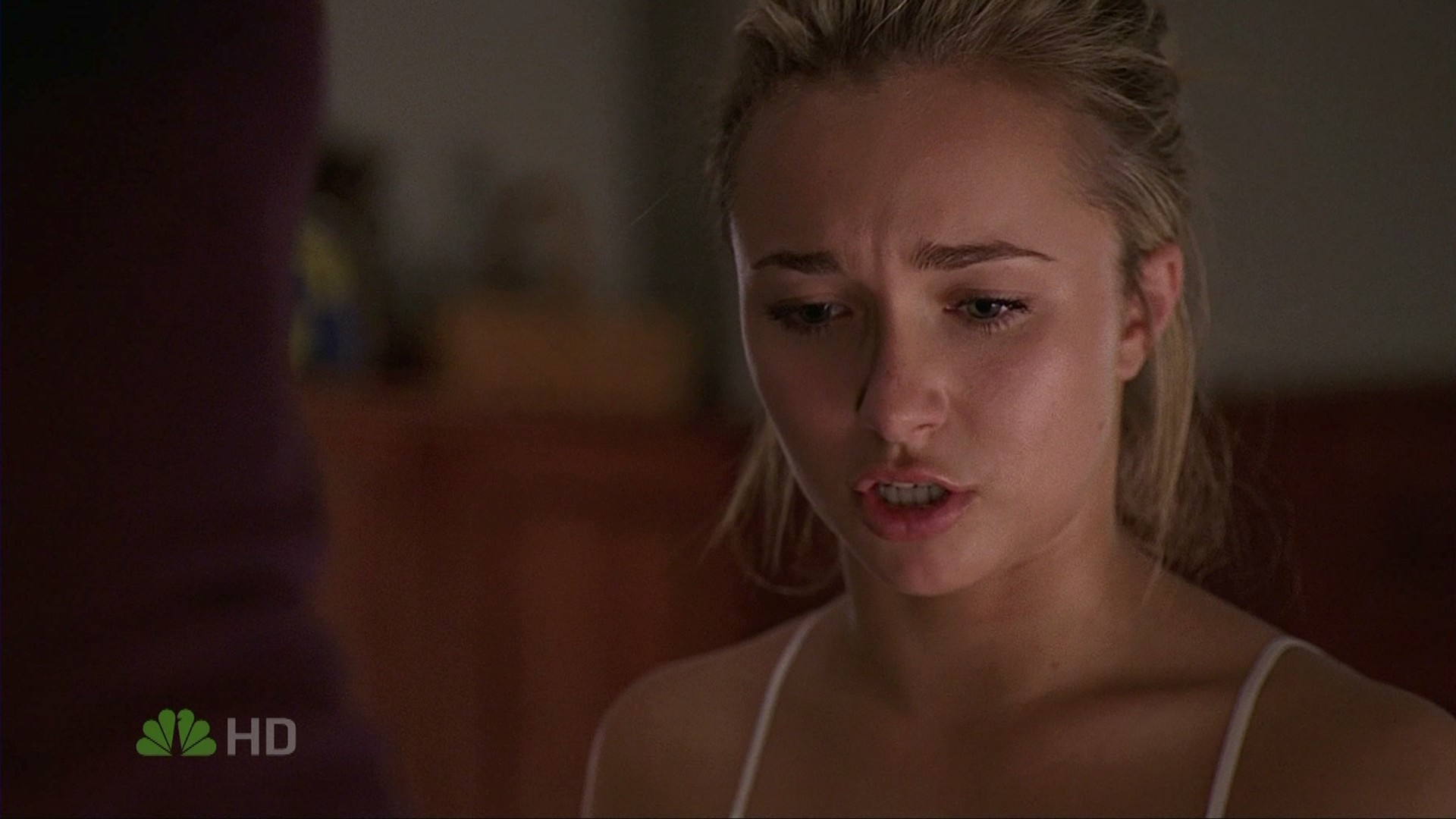 HaydenPanettiere_Heroes_S02E07_HDTV_013.jpg HaydenPanettiere_Heroes_S02E07_HDTV_013.jpg