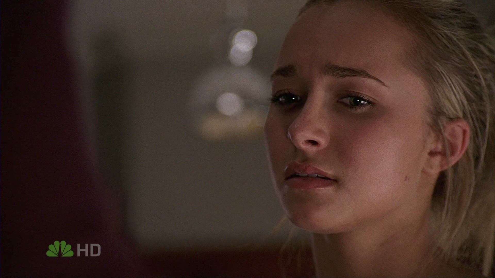 HaydenPanettiere_Heroes_S02E07_HDTV_015.jpg