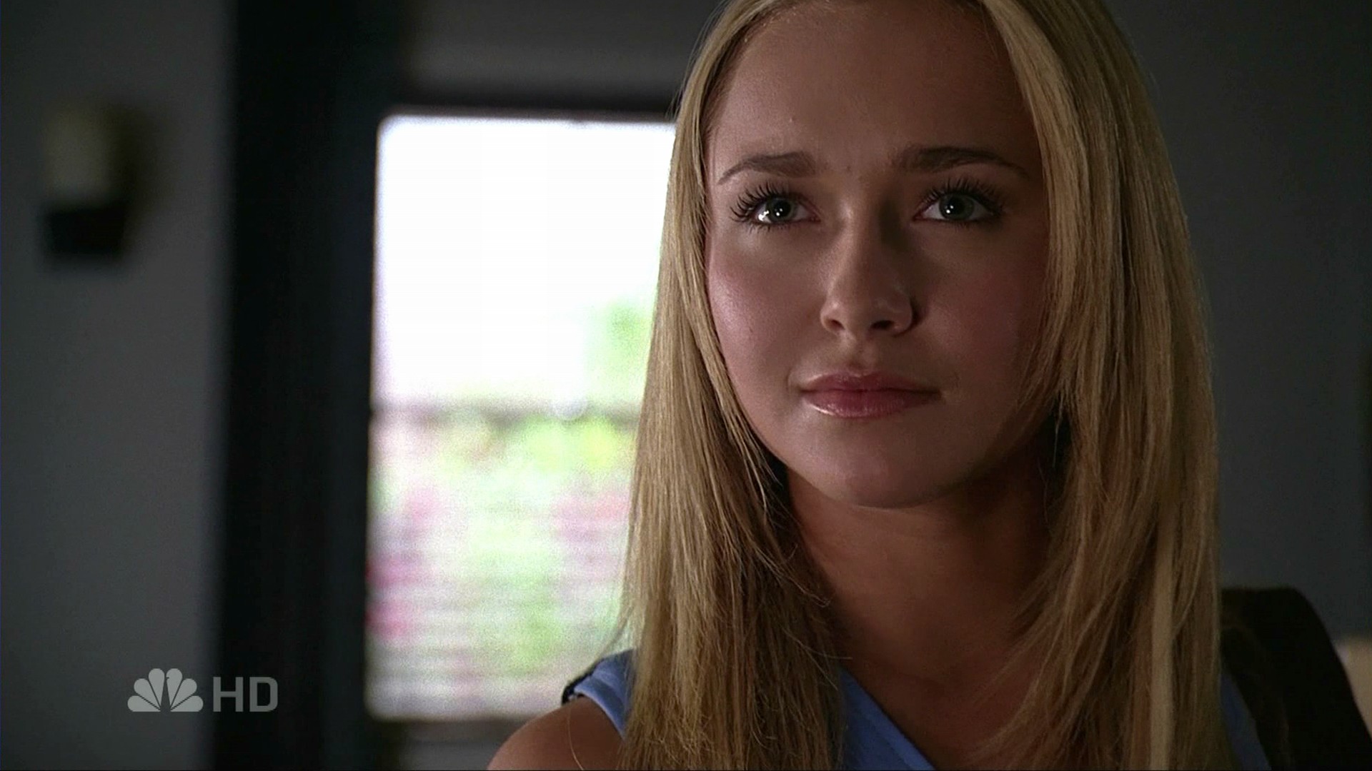 HaydenPanettiere_Heroes_S02E09_HDTV_010.jpg