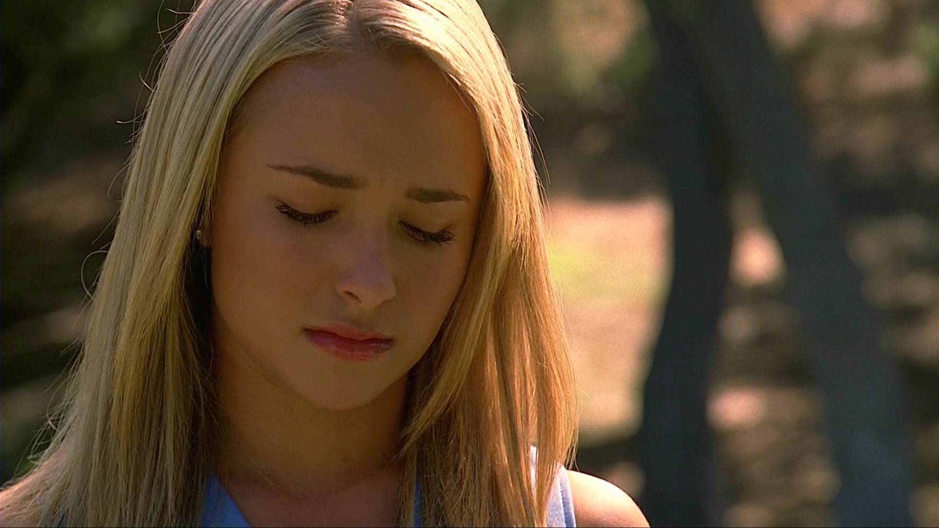 HaydenPanettiere_Heroes_S02E09_HDTV_016.jpg HaydenPanettiere_Heroes_S02E09_HDTV_016.jpg
