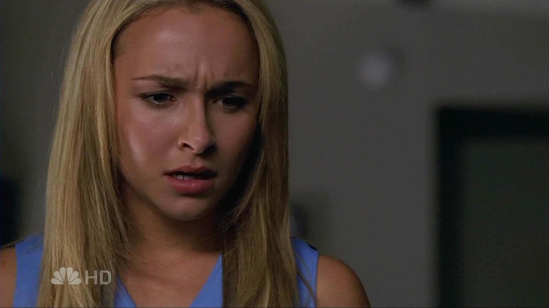 HaydenPanettiere_Heroes_S02E09_HDTV_038.jpg