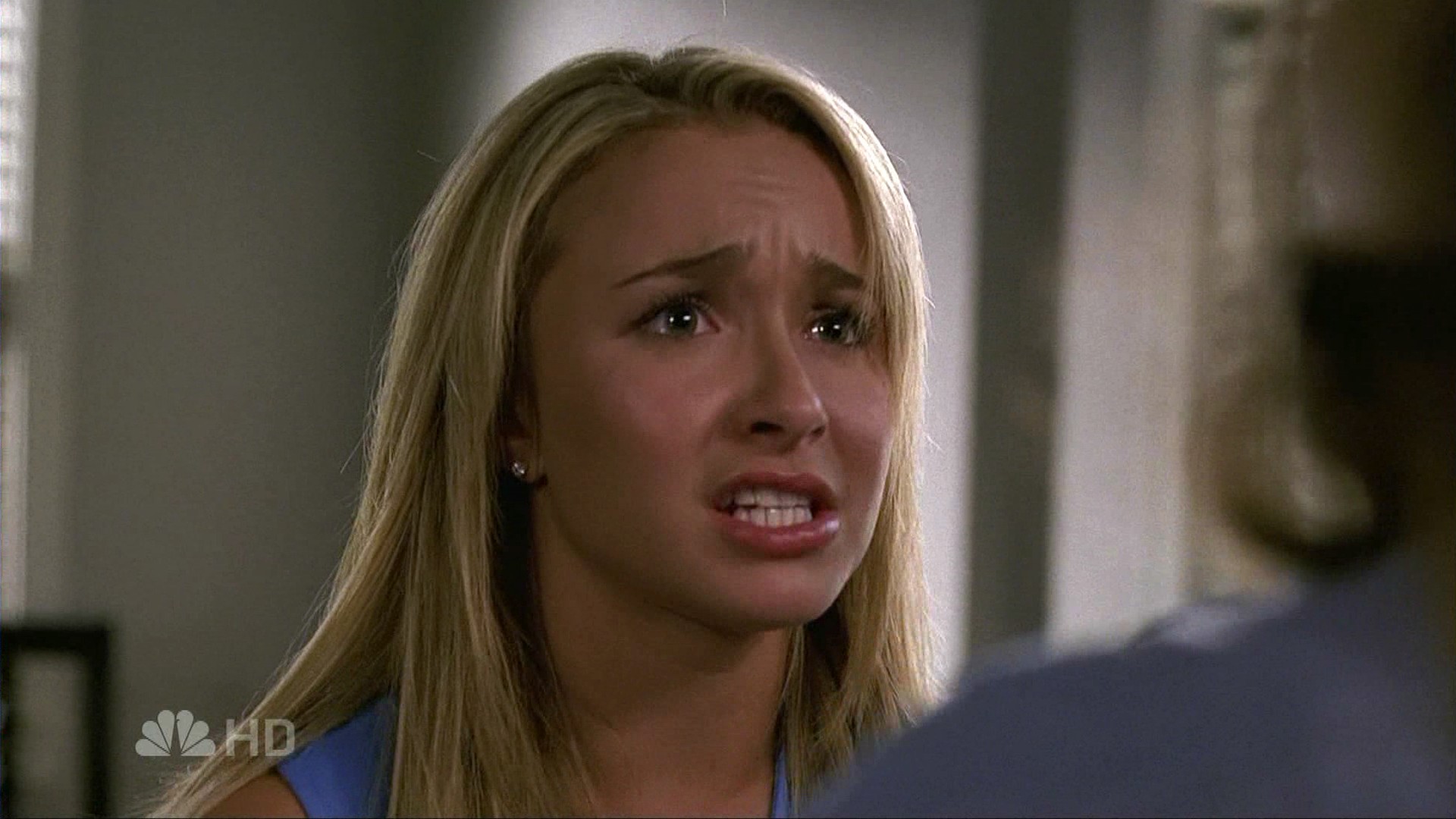 HaydenPanettiere_Heroes_S02E09_HDTV_039.jpg HaydenPanettiere_Heroes_S02E09_HDTV_039.jpg