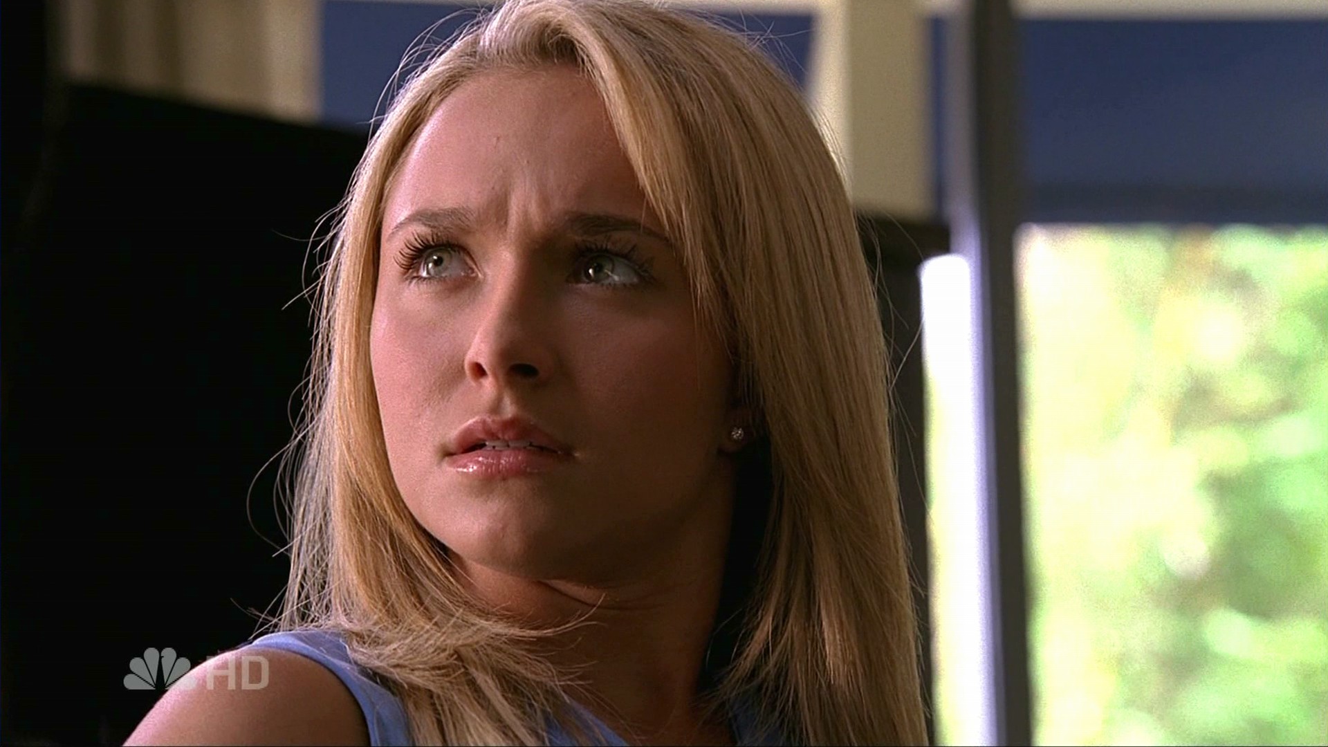 HaydenPanettiere_Heroes_S02E09_HDTV_046.jpg