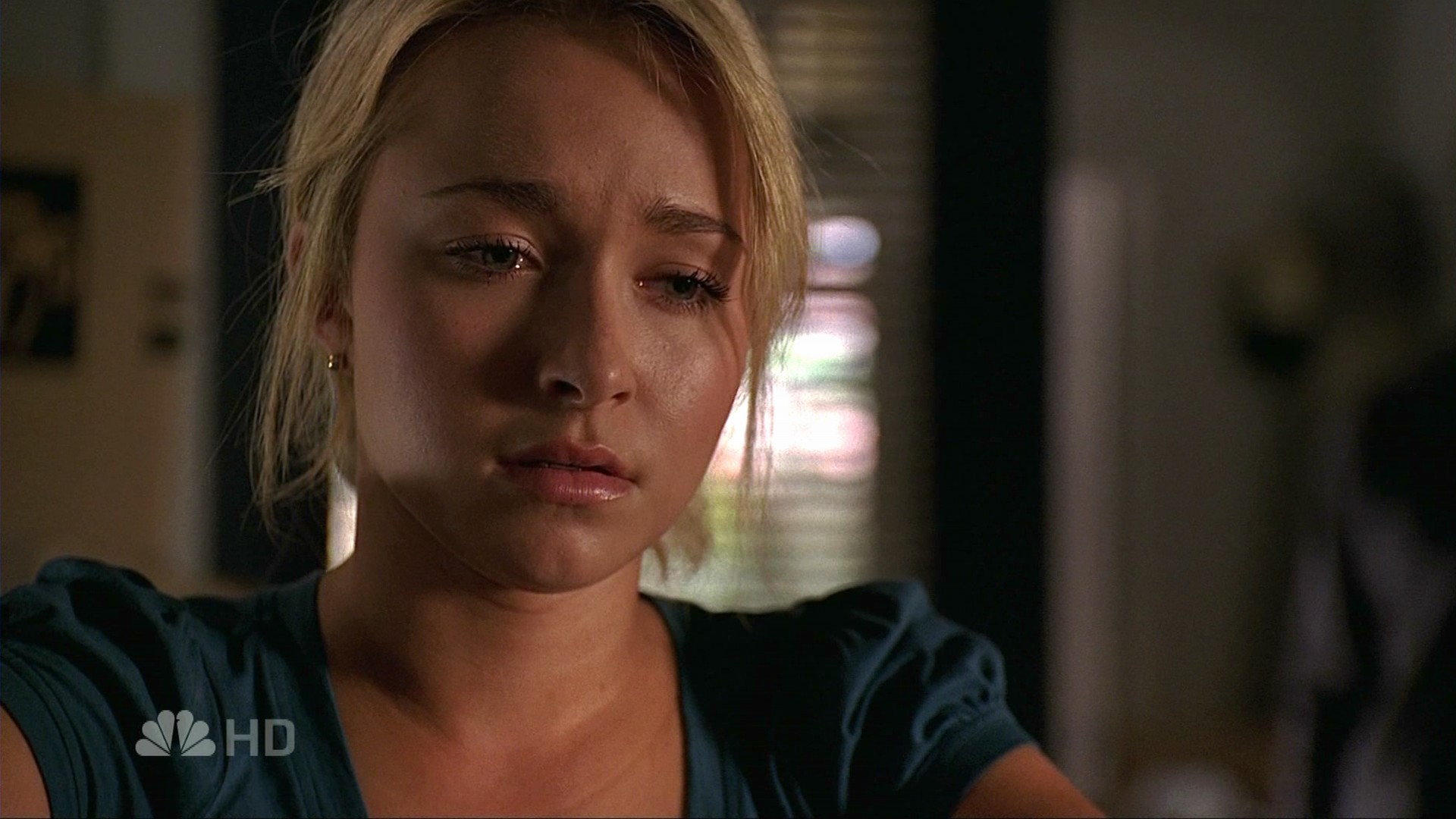 HaydenPanettiere_Heroes_S02E10_HDTV_012.jpg HaydenPanettiere_Heroes_S02E10_HDTV_012.jpg