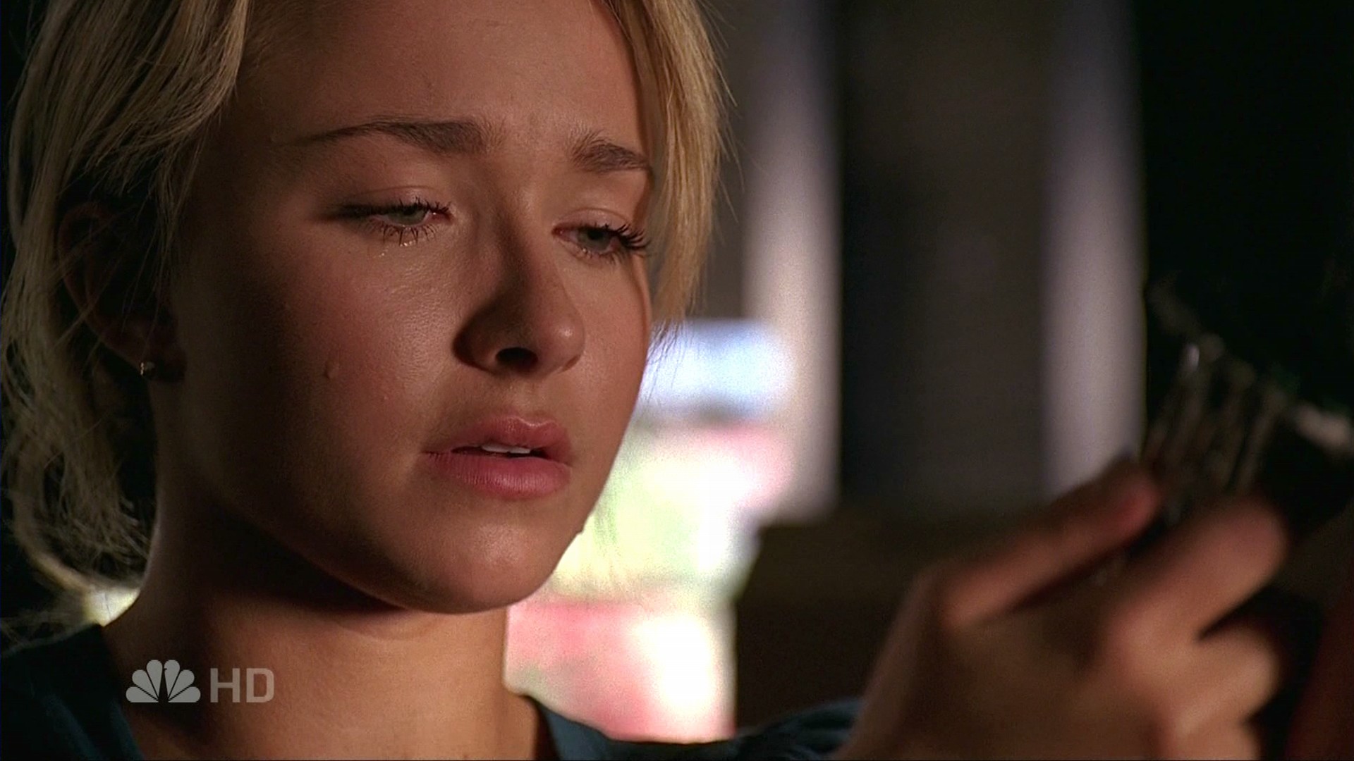 HaydenPanettiere_Heroes_S02E10_HDTV_016.jpg HaydenPanettiere_Heroes_S02E10_HDTV_016.jpg