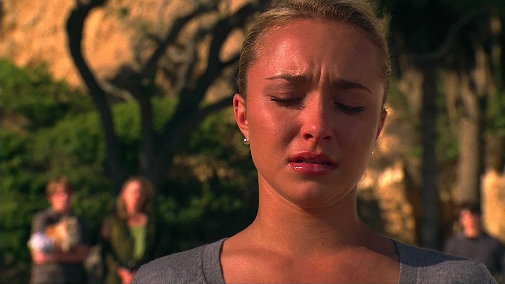 HaydenPanettiere_Heroes_S02E10_HDTV_020.jpg HaydenPanettiere_Heroes_S02E10_HDTV_020.jpg